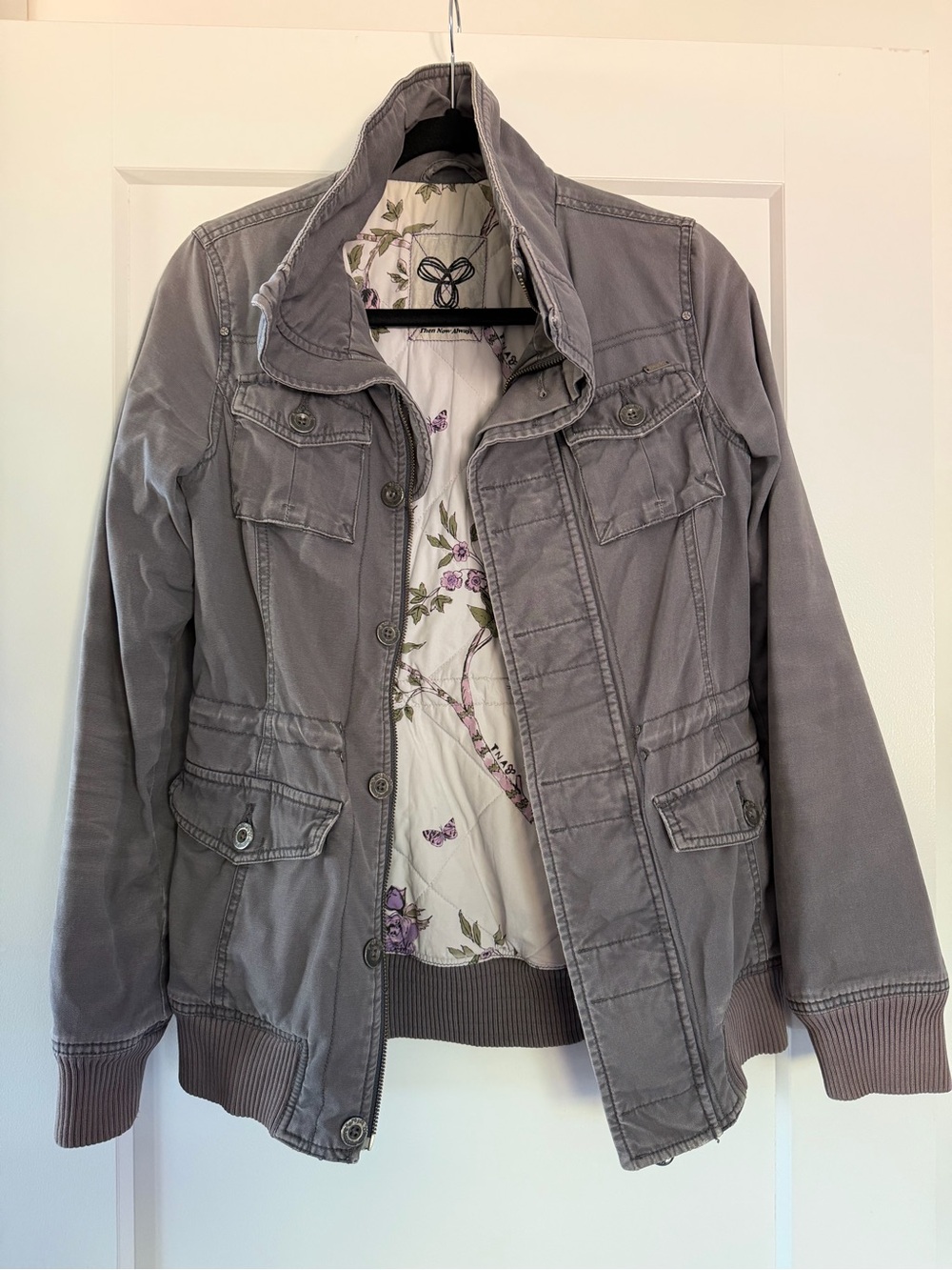 Early 2000s Aritzia TNA Jacket